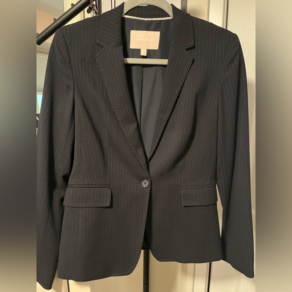 Banana Republic Jackets & Blazers - Banana republic blazer